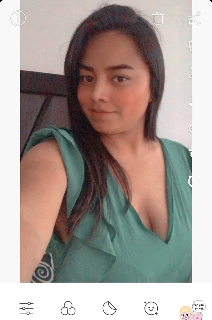 ALBA ANGUIANO's avatar