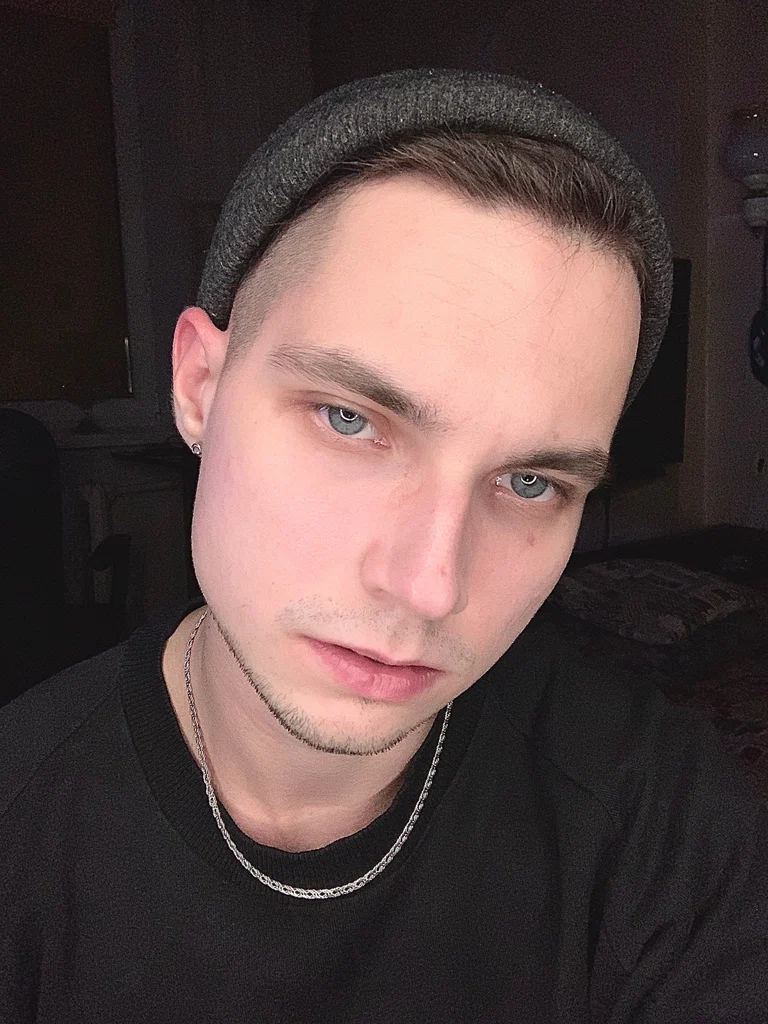 OnlyMoscow's avatar