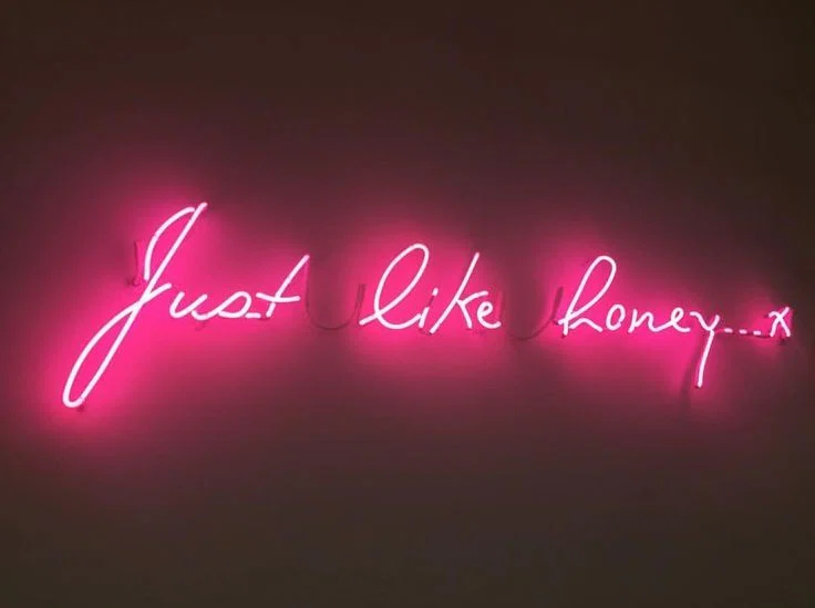 Laineyybea profile banner