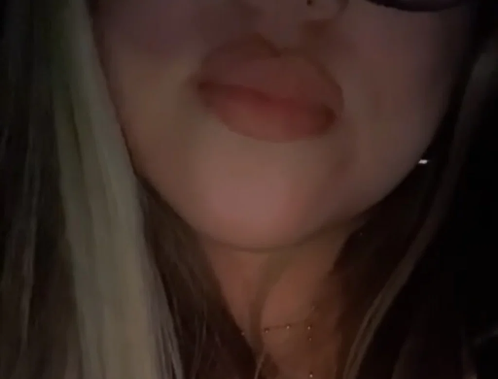 Bella's avatar