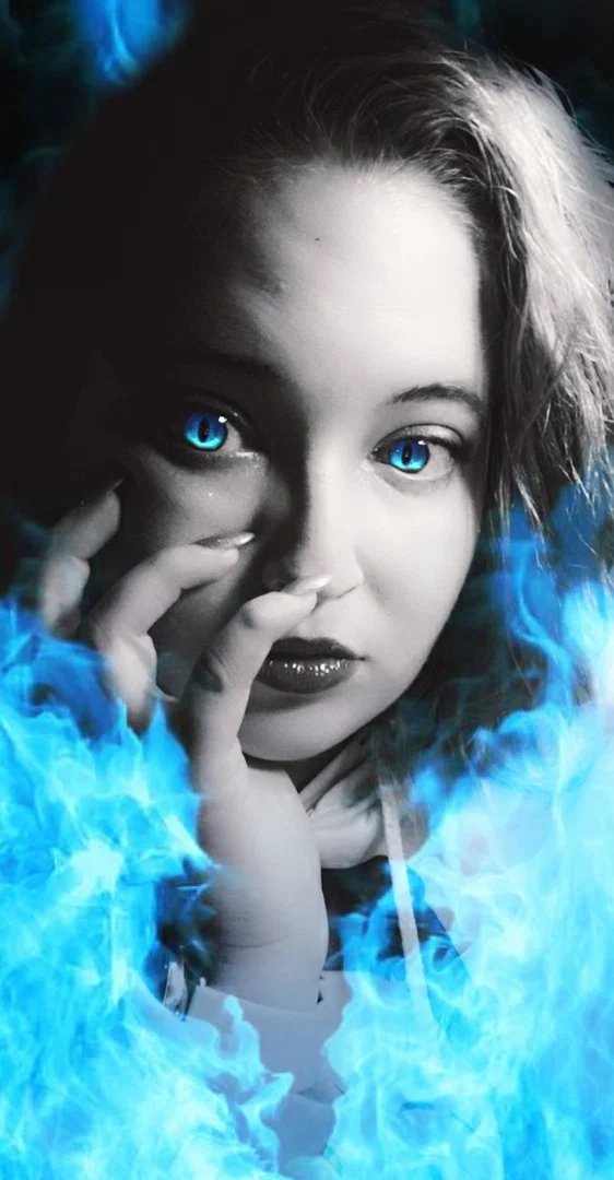Safira Astarte profile banner