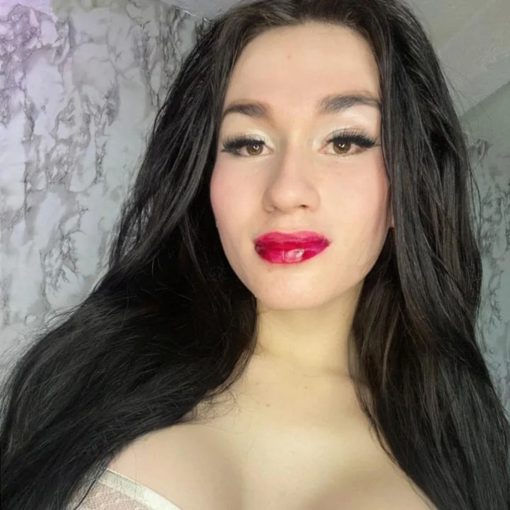 ROSALYNDA COLLEN's avatar