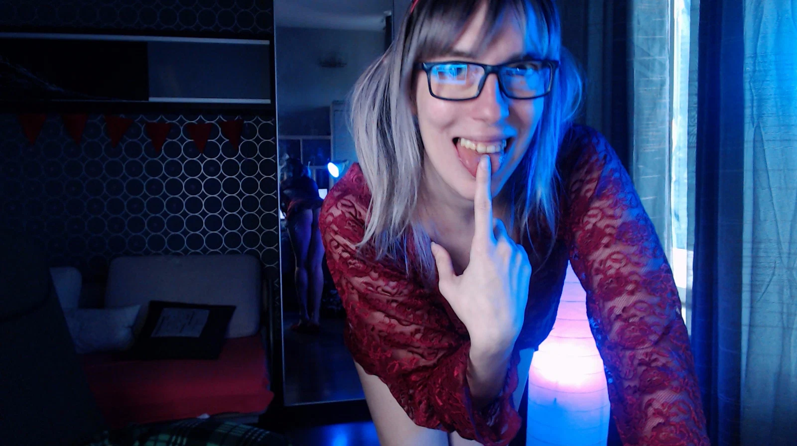 badwebcamgirl_free profile banner