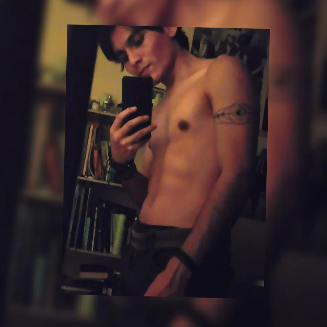 Medianoche profile banner