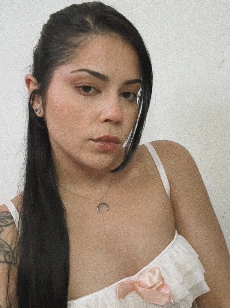 Carly Anne's avatar
