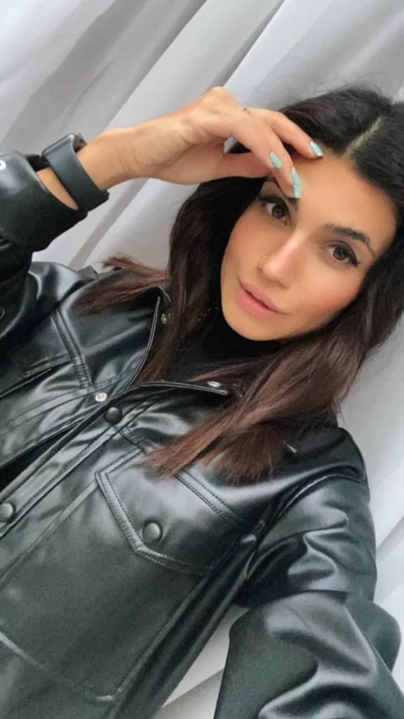 Azalia Your Dream Wife