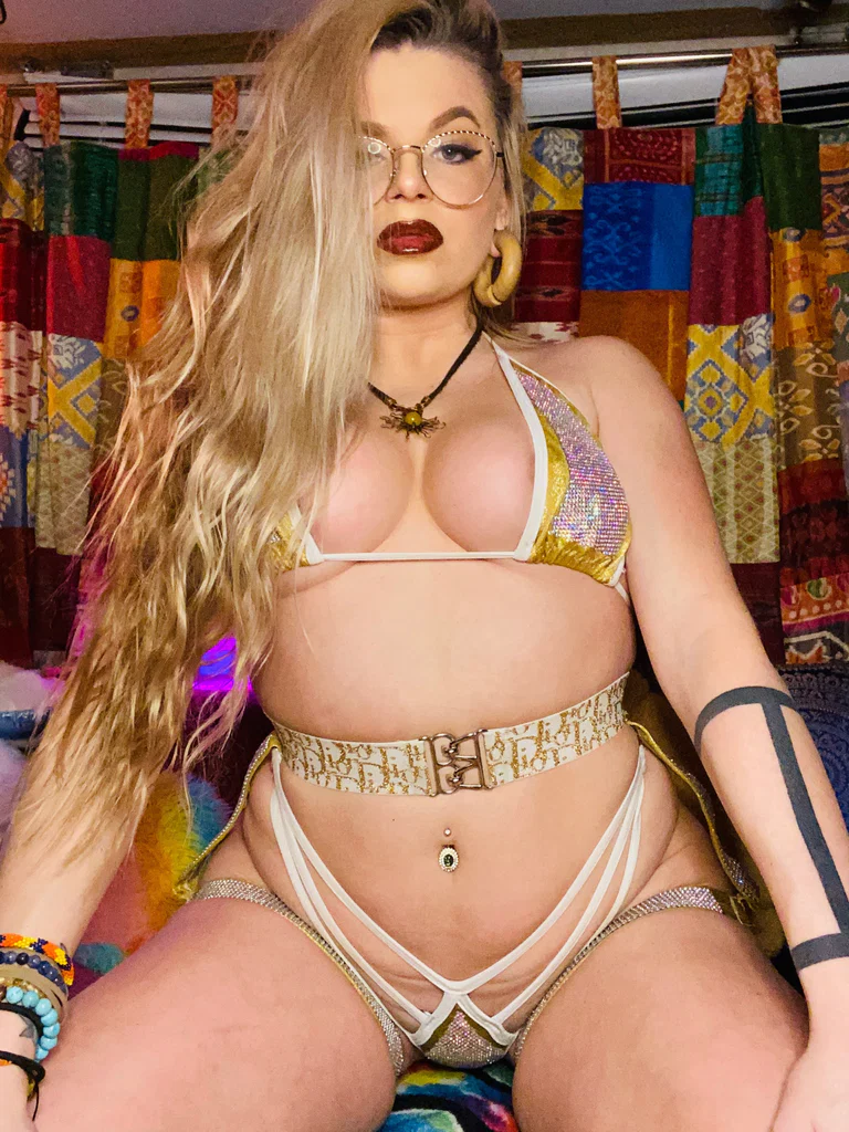 🐲's avatar