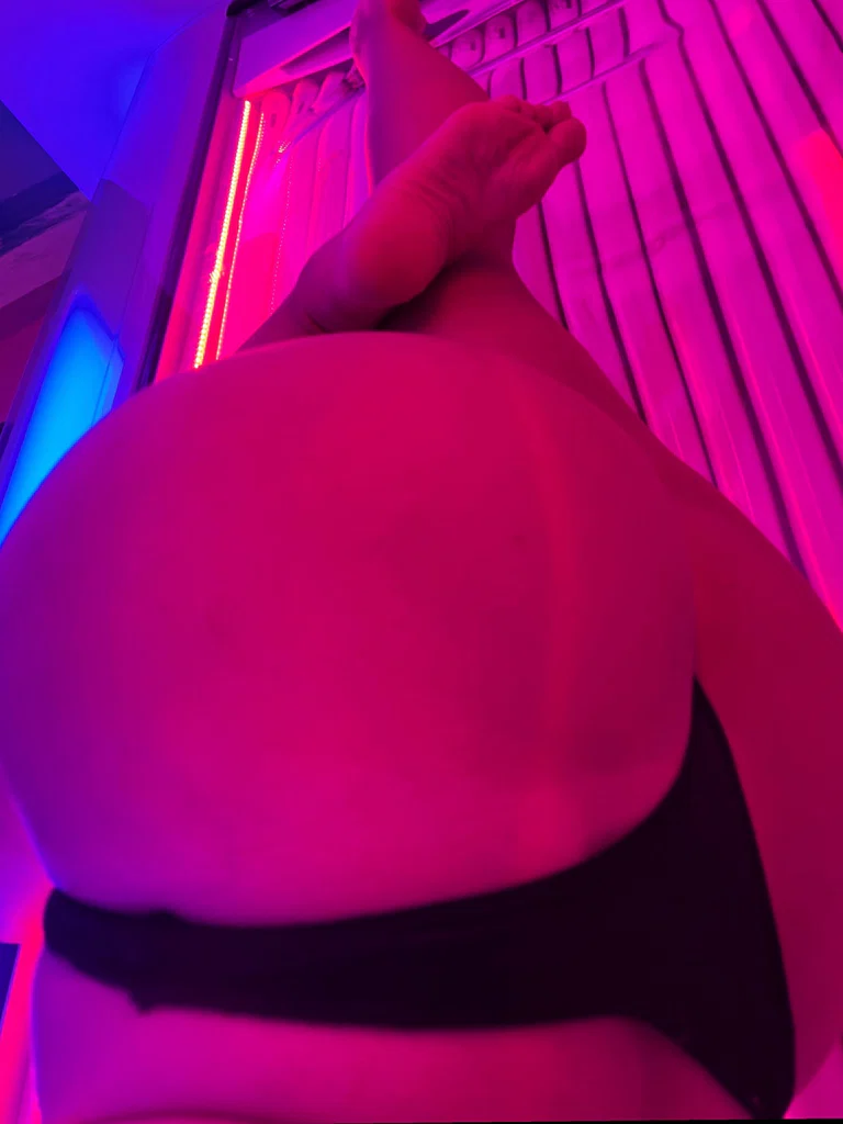 BitchyFeet Sass &amp; Ass 🌶️🔥🍑 💅🦶🏻's avatar