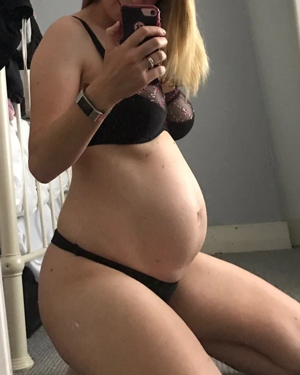 Hot Pregnant Honey's avatar