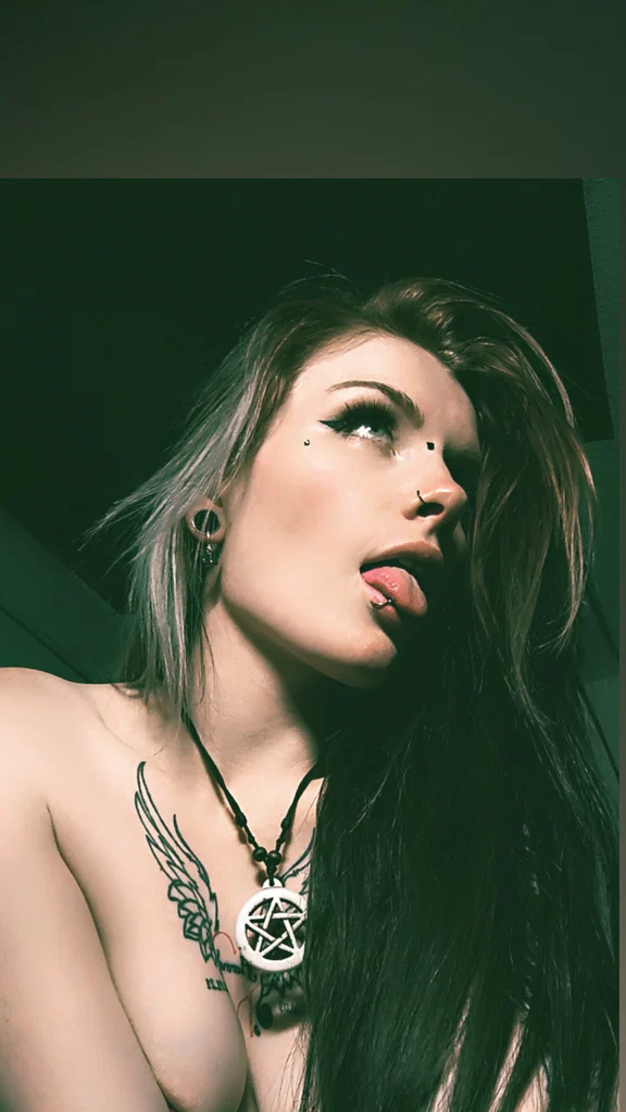Laylah Red's avatar