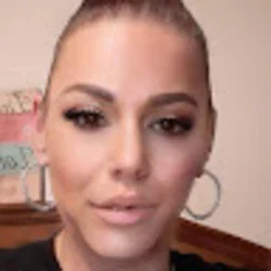 Michele Hagood's avatar