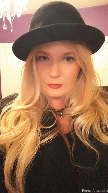 SexyEmma's avatar