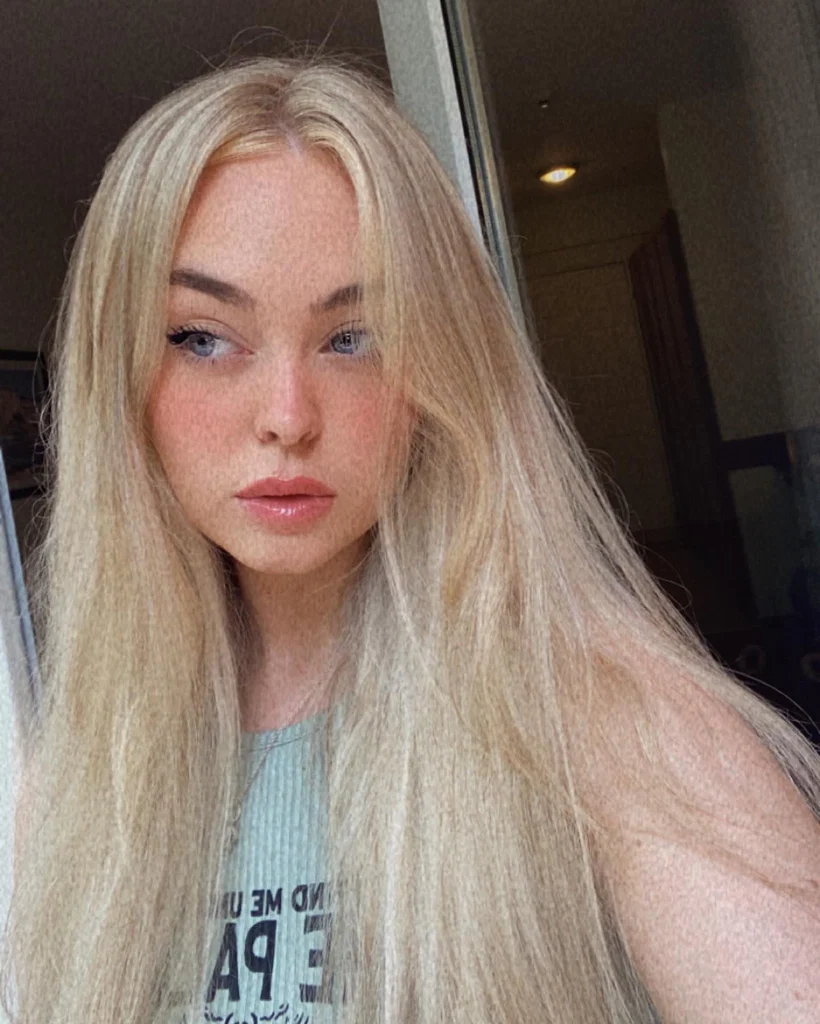 Blondey✨'s avatar