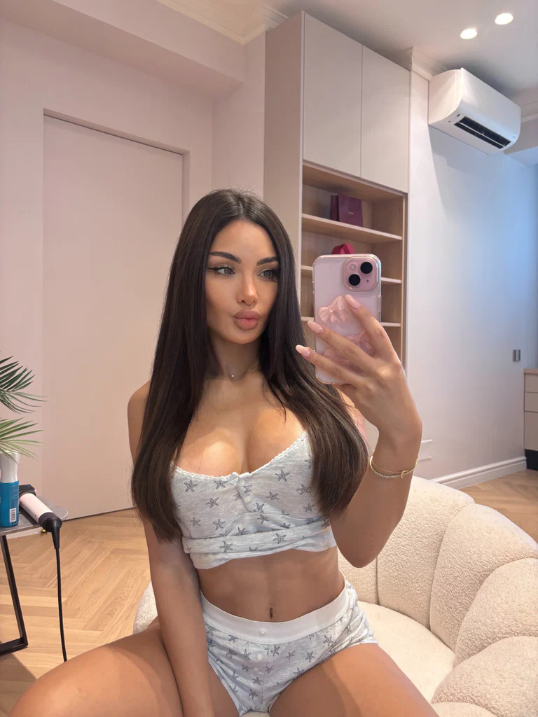 Doll Lexi's avatar
