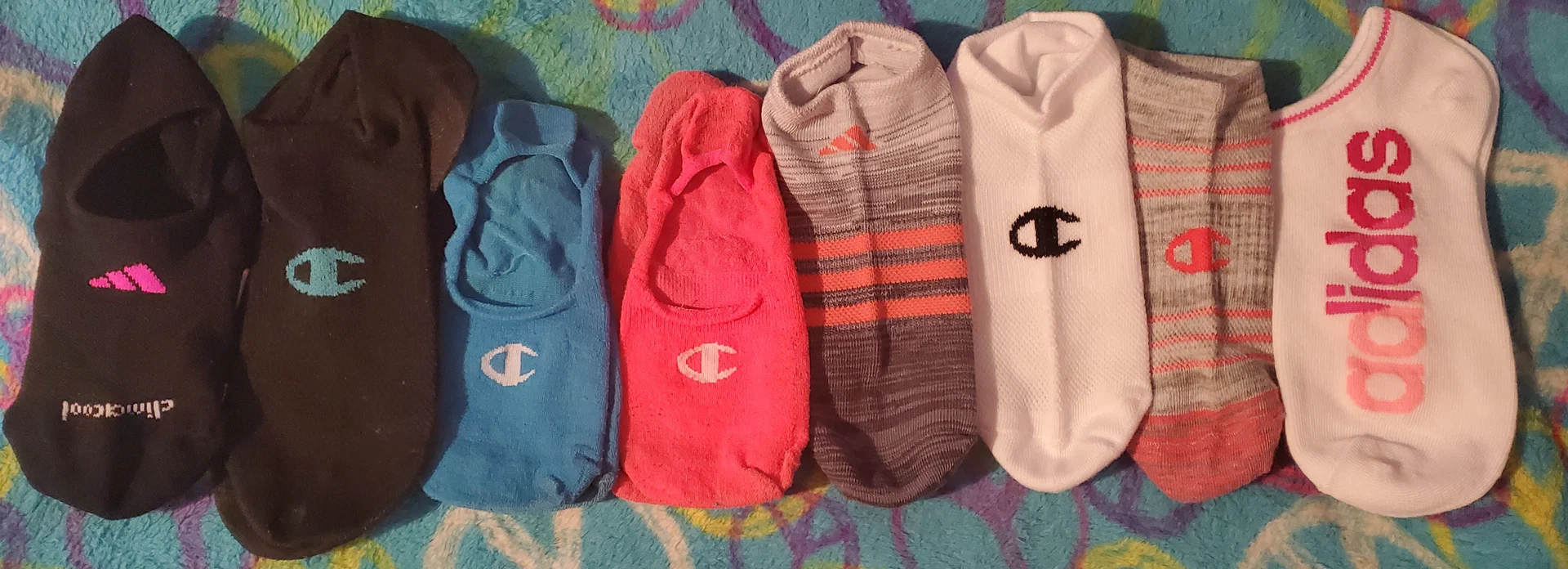 Em's Feet/Socks profile banner
