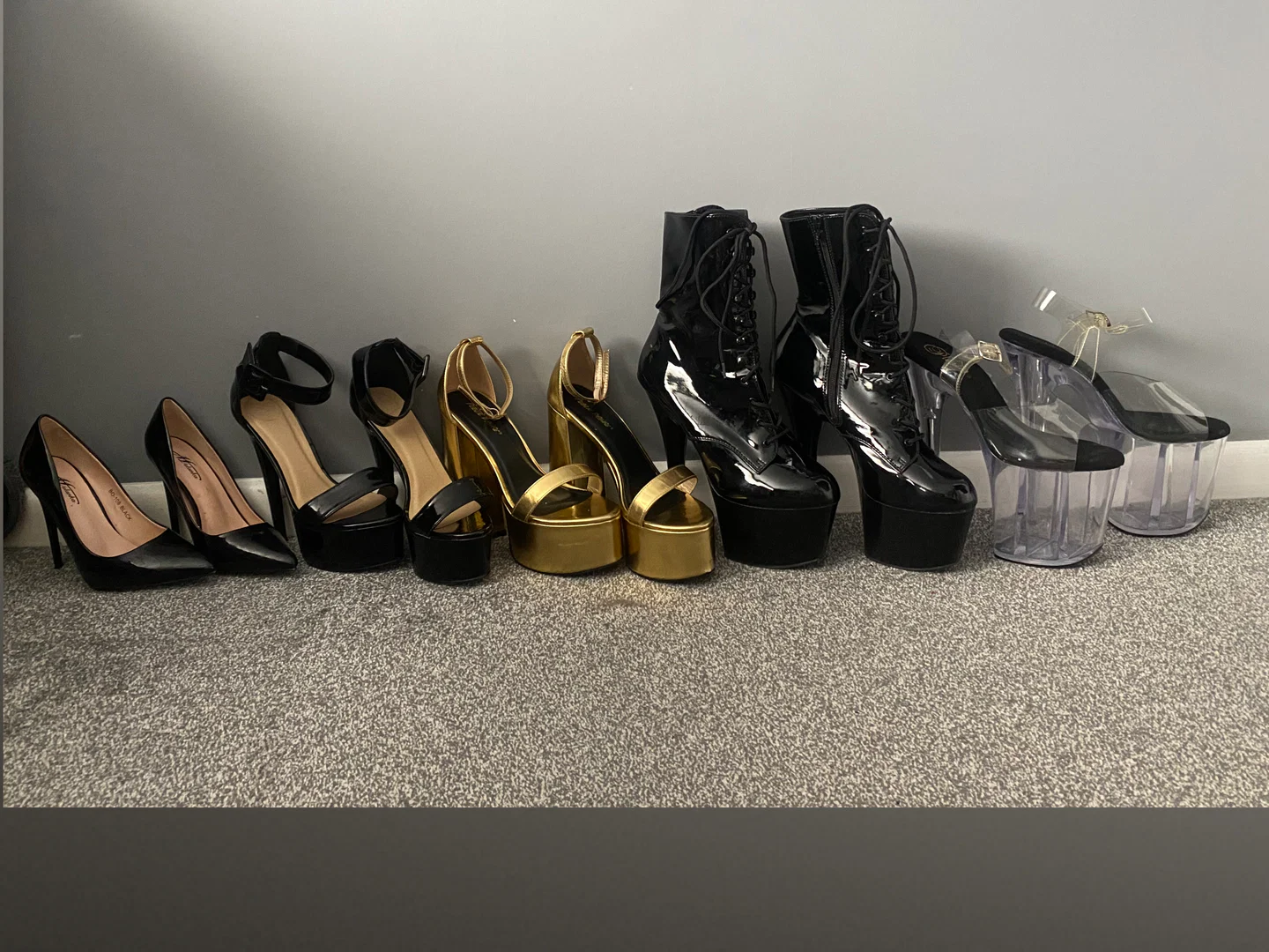 Heelsaddict365 profile banner