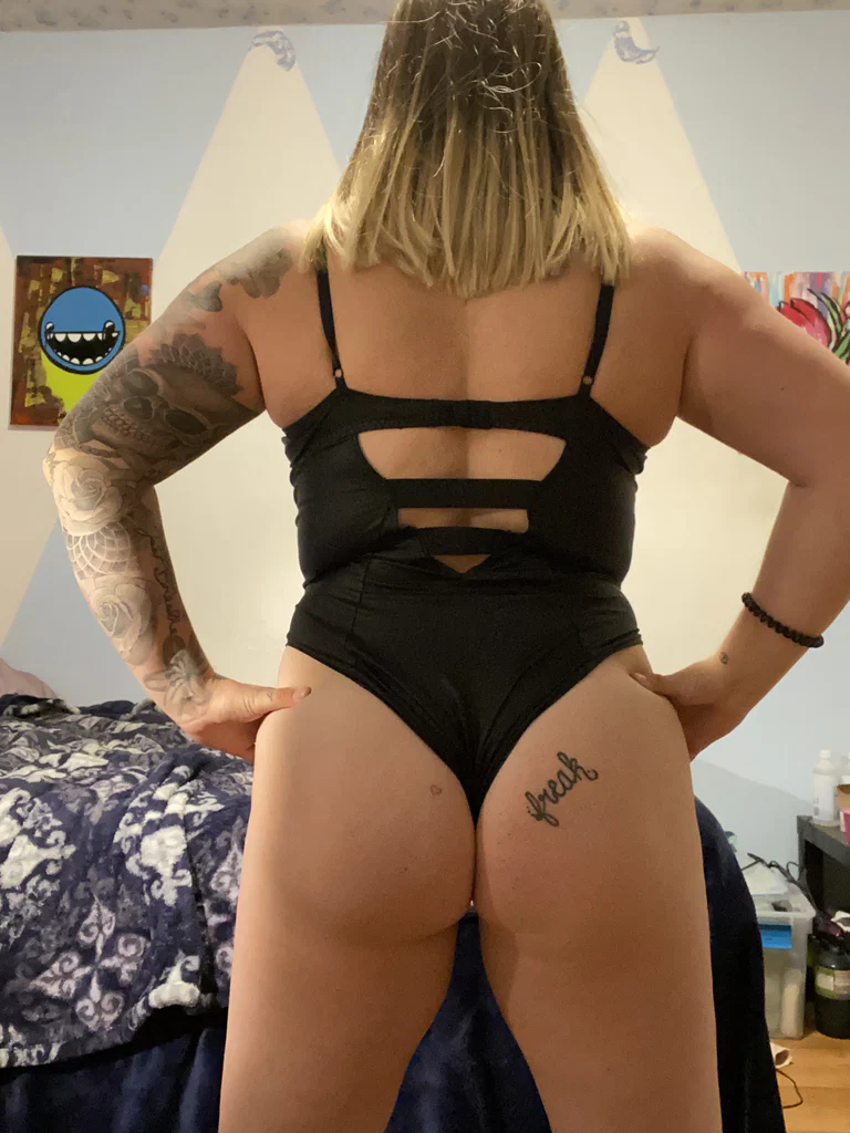 Katie Khaos's avatar