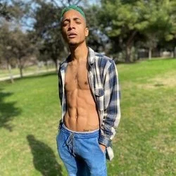 MaxnewWorld's avatar