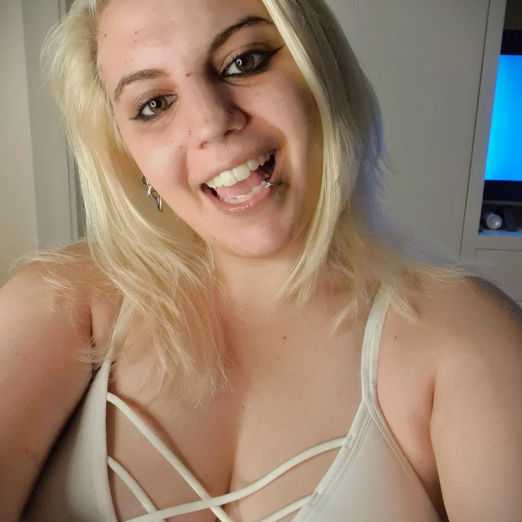 Liz's avatar