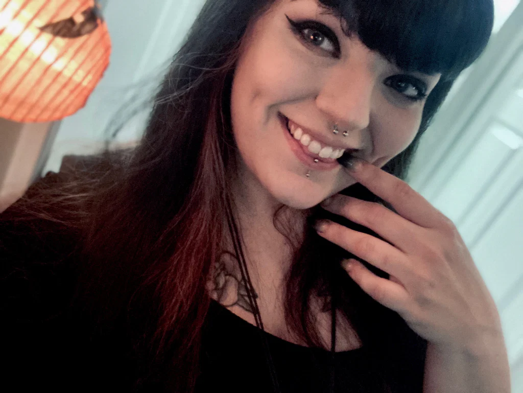 Kat Shadowsong