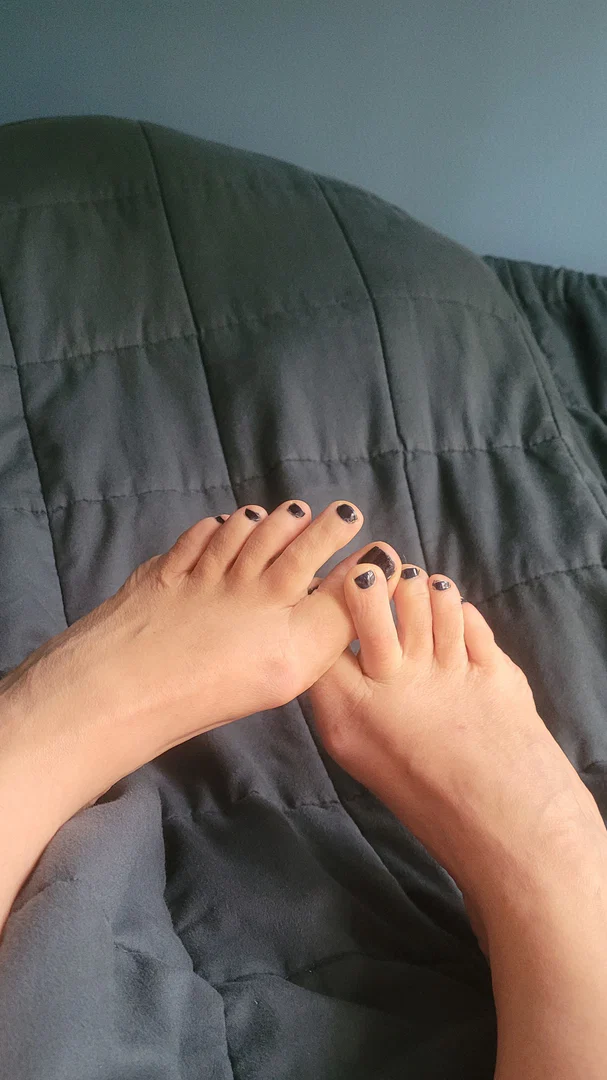 Dipping a toe into the world of onlyfans profile banner