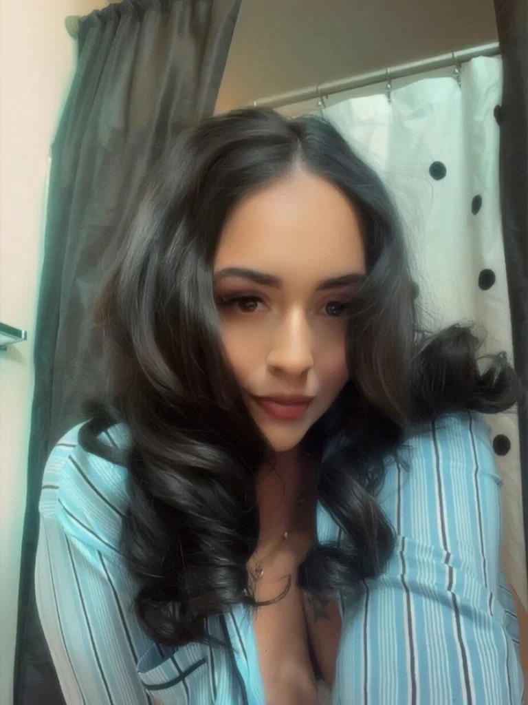 Evelyn. 💦's avatar