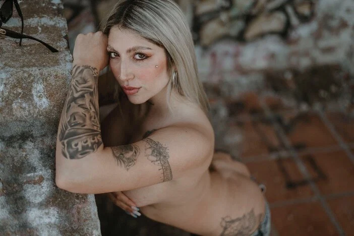 Agustina Pintos profile banner