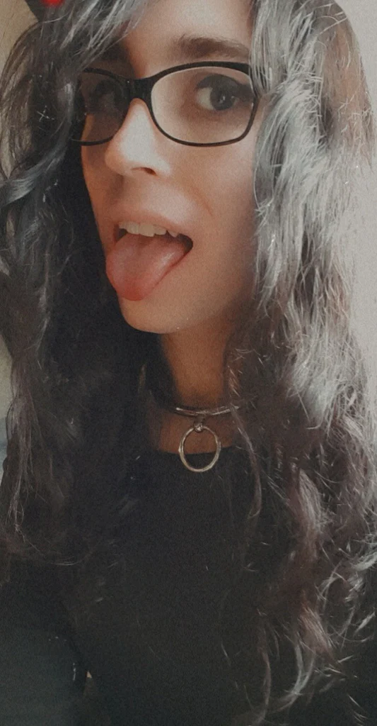 L U N A 😈's avatar