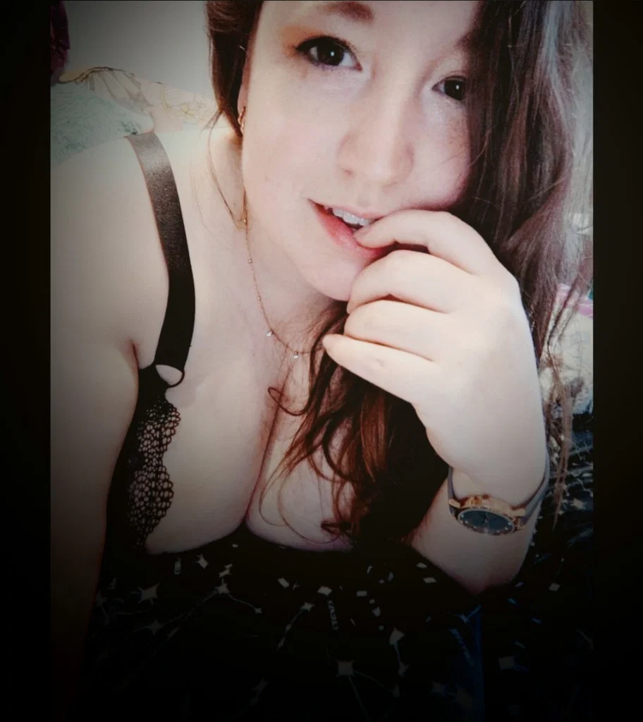 Lunar Hearts's avatar
