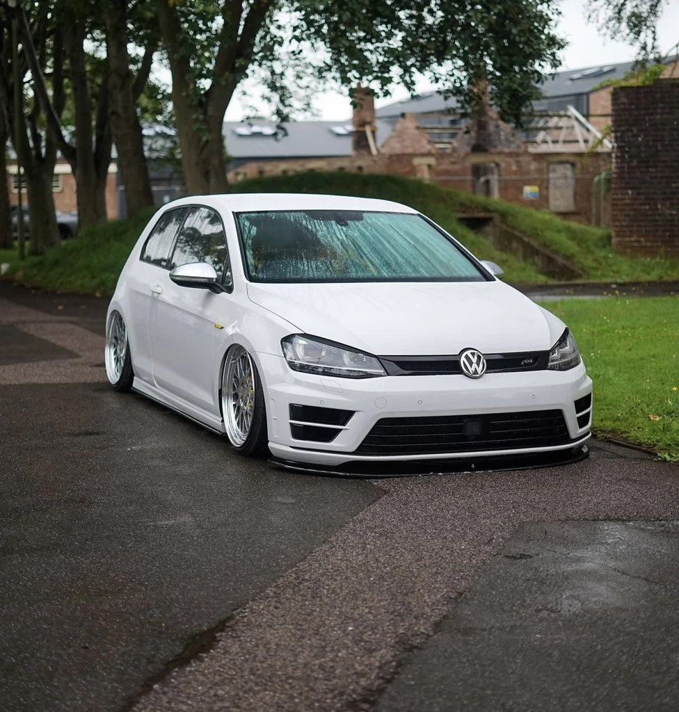 OnlyCarsNoFans's avatar