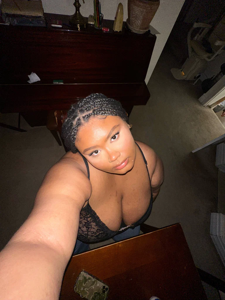Ebony's avatar