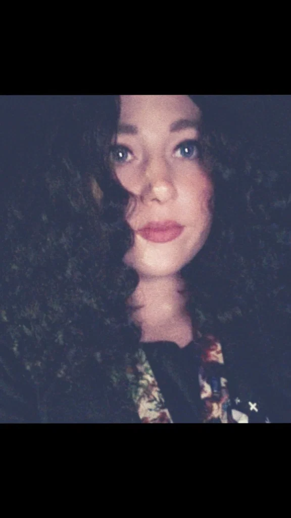 ✨Miss Janie✨'s avatar