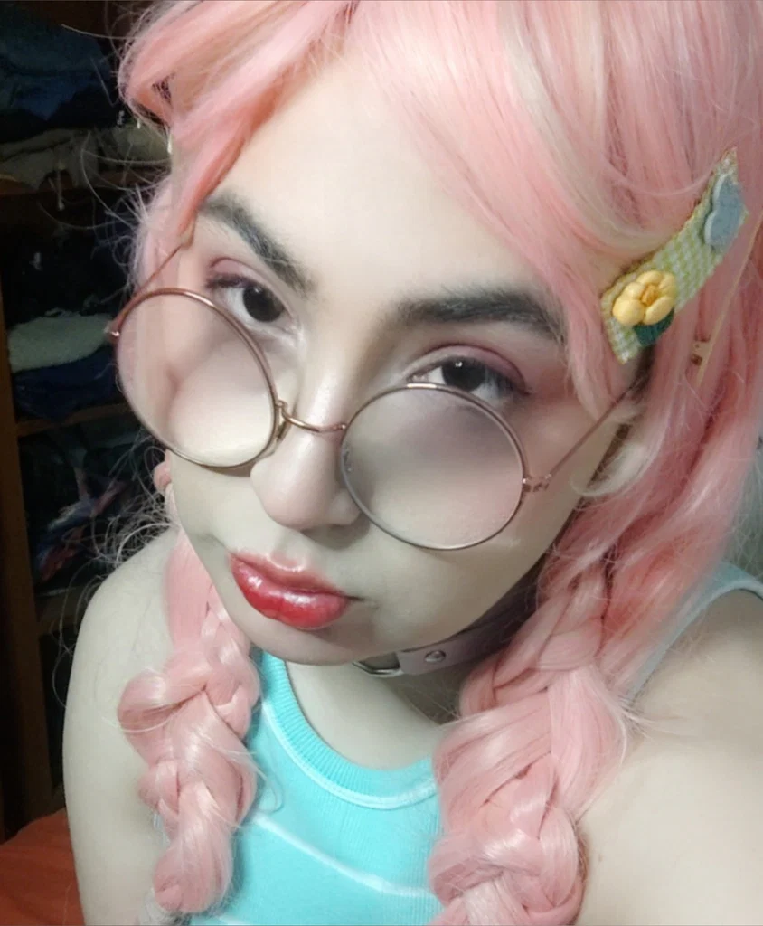 Momo's avatar