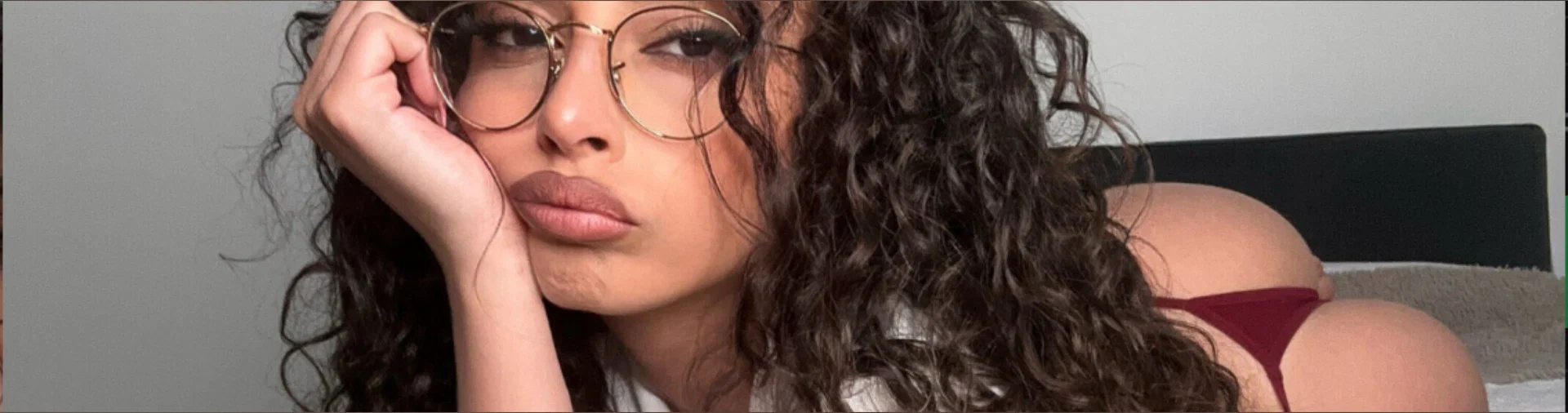 Naomi profile banner