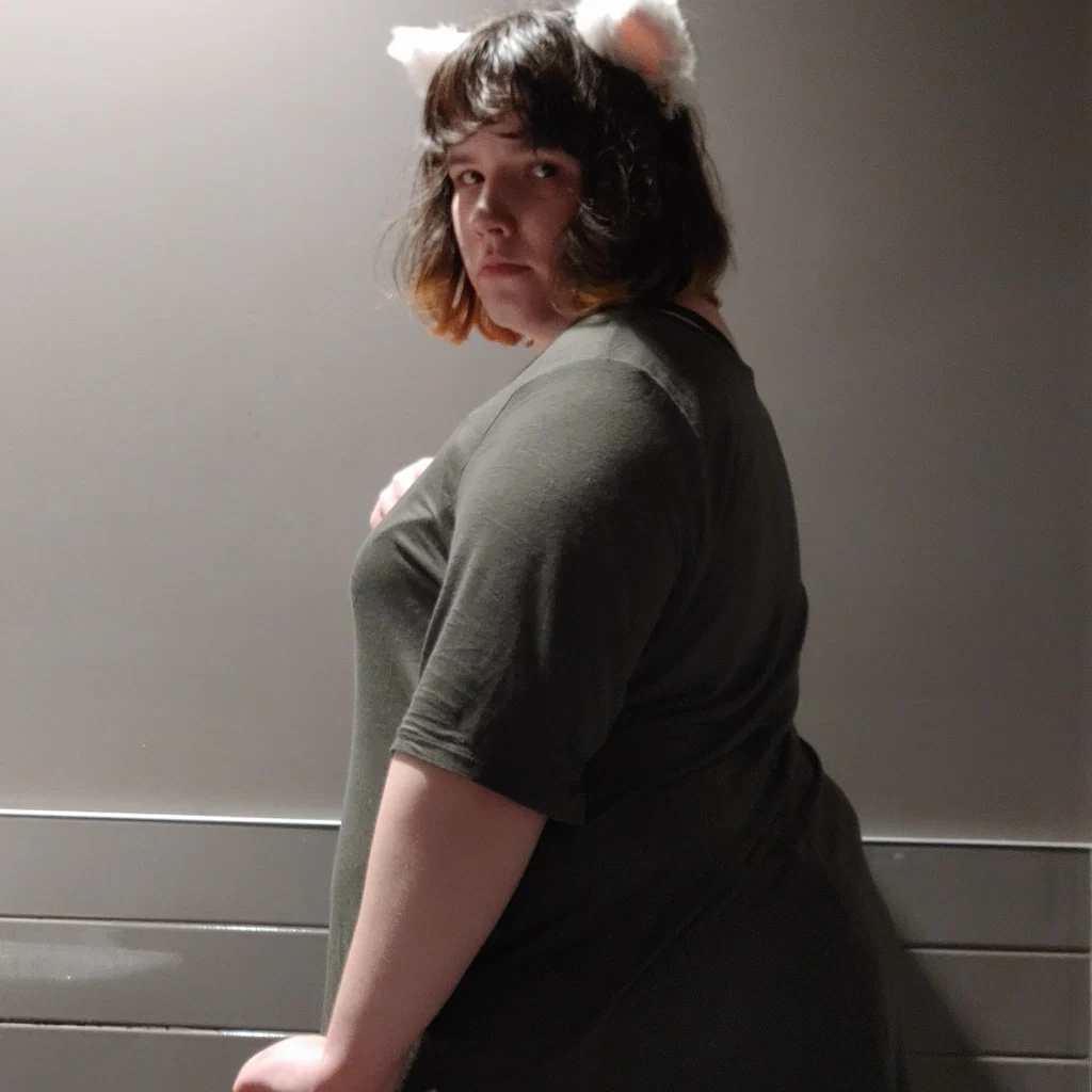Ms. Mittens 🐱's avatar