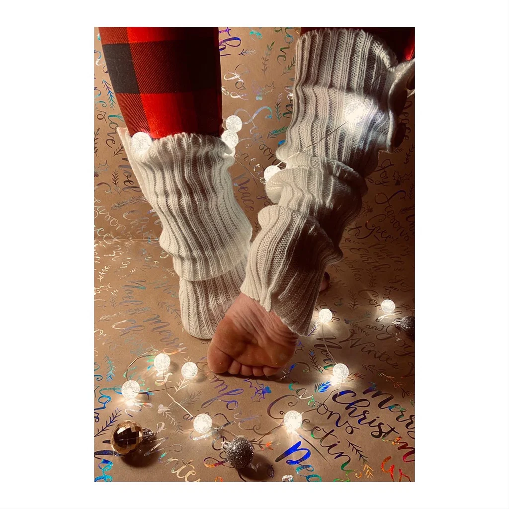 Bread milk &amp; toes's avatar