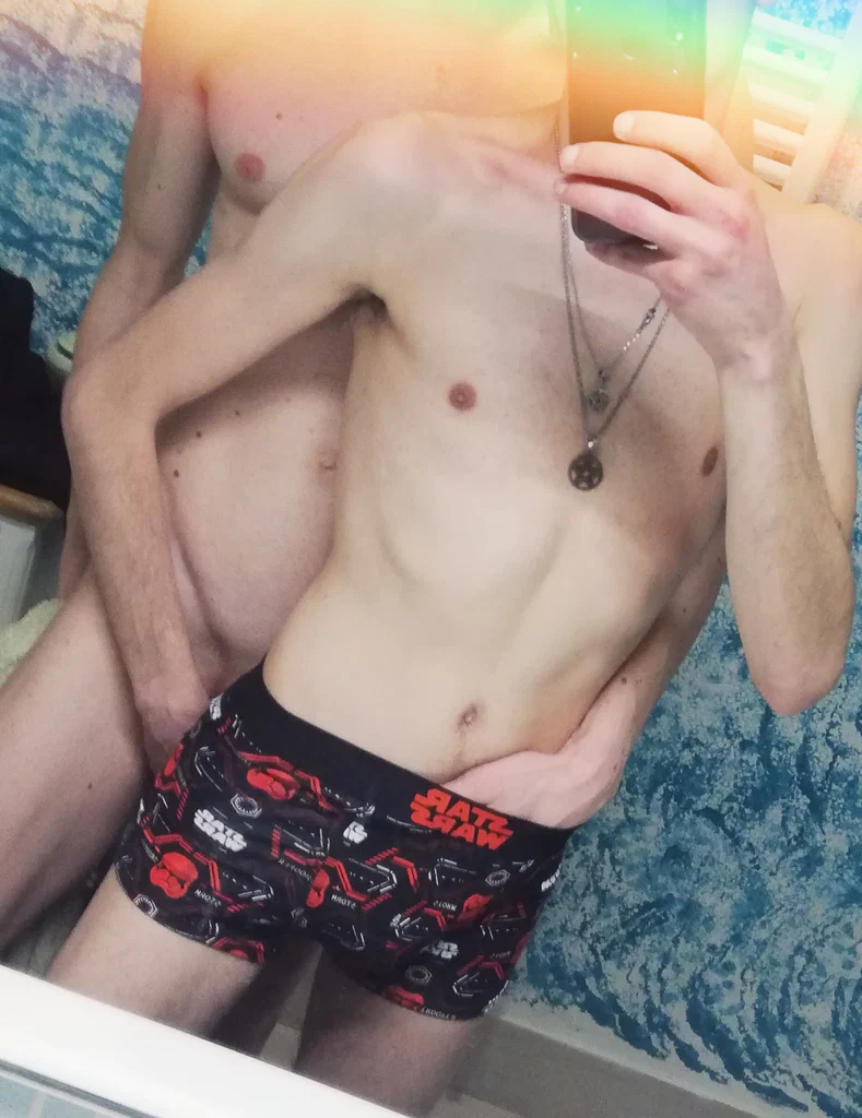 twinks couple 👬❤️'s avatar