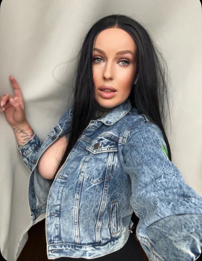 Millitattoedmodel's avatar