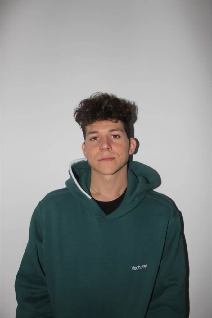 Bailey Gold's avatar