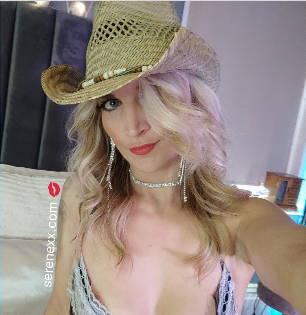 Serenexx 💋PPV Videos on Demand FREE 2SUB's avatar