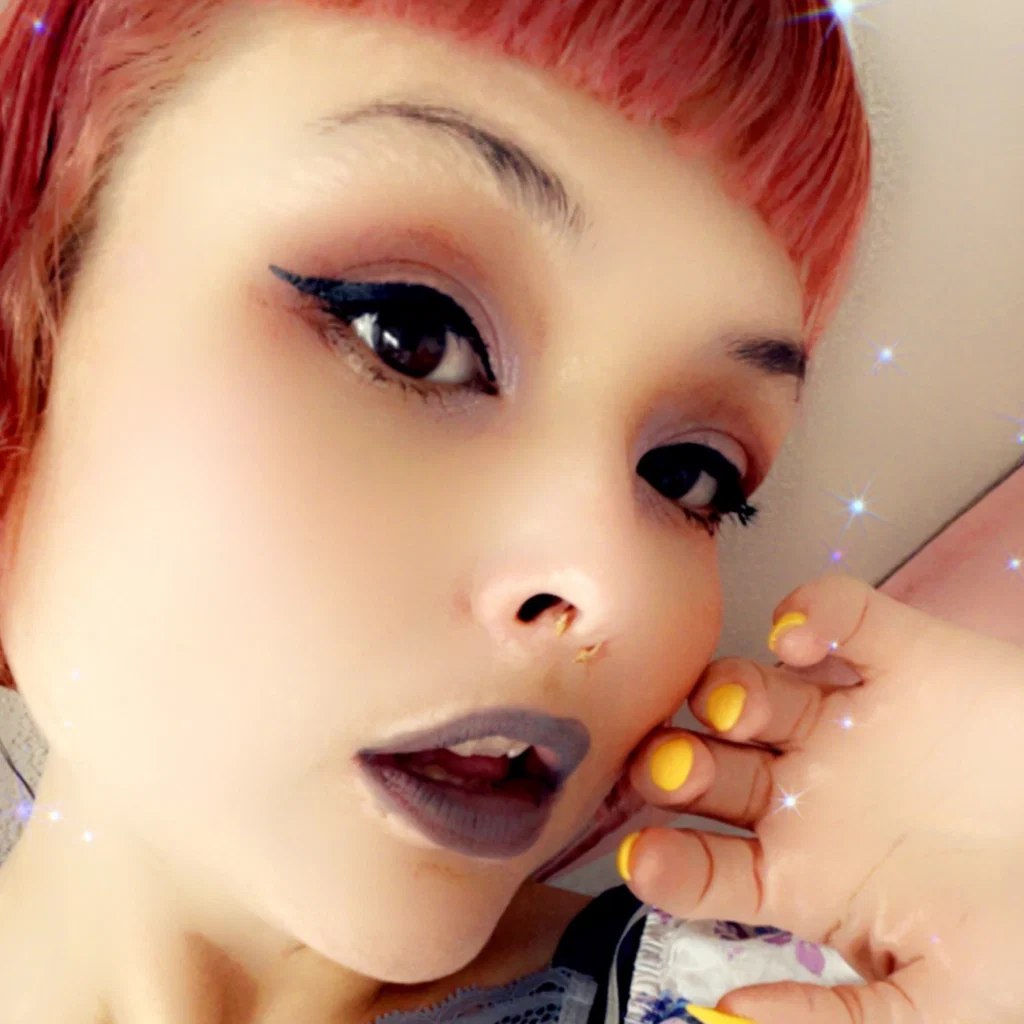 Lovey's avatar