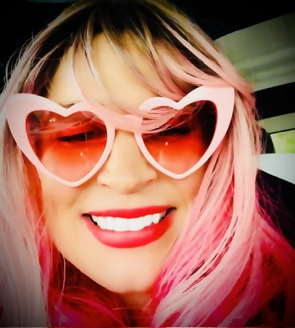 BJ Bombshell profile banner