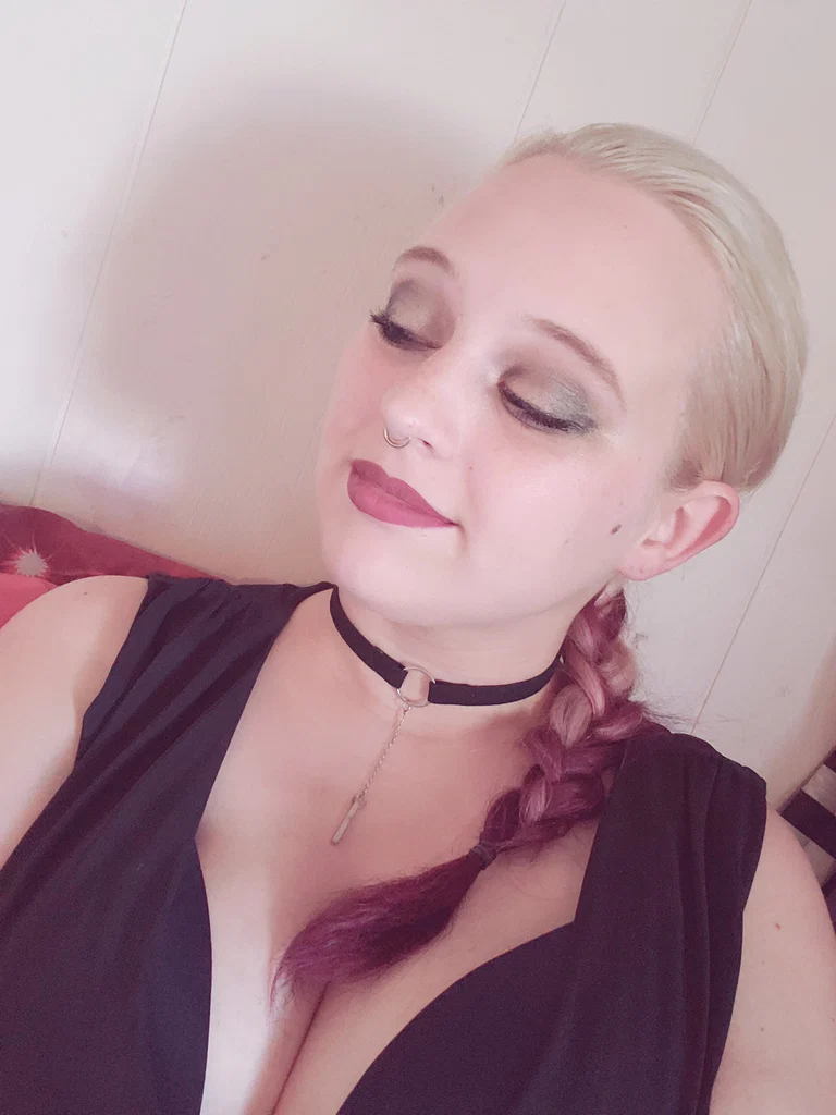 SillyHippie's avatar