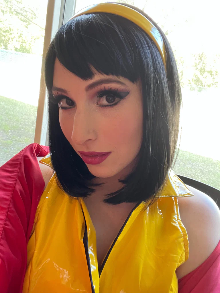 Rosa's avatar