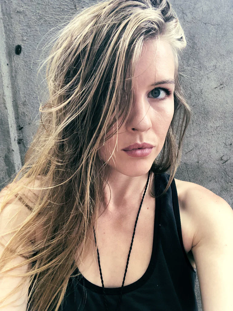 AstraeaLuzifera's avatar