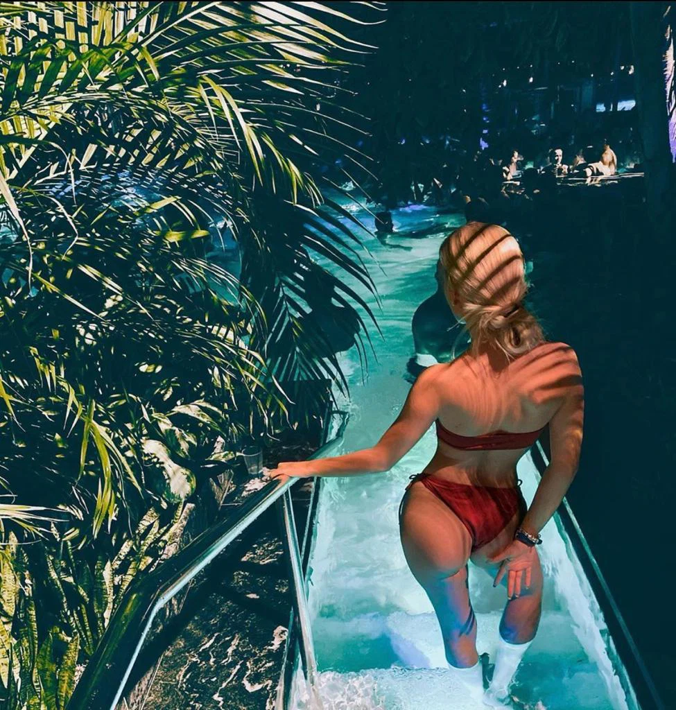 Alexis profile banner