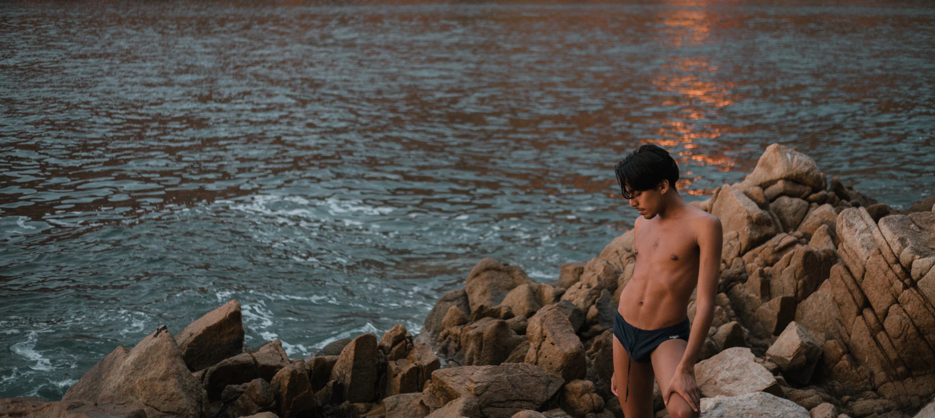 Tom profile banner