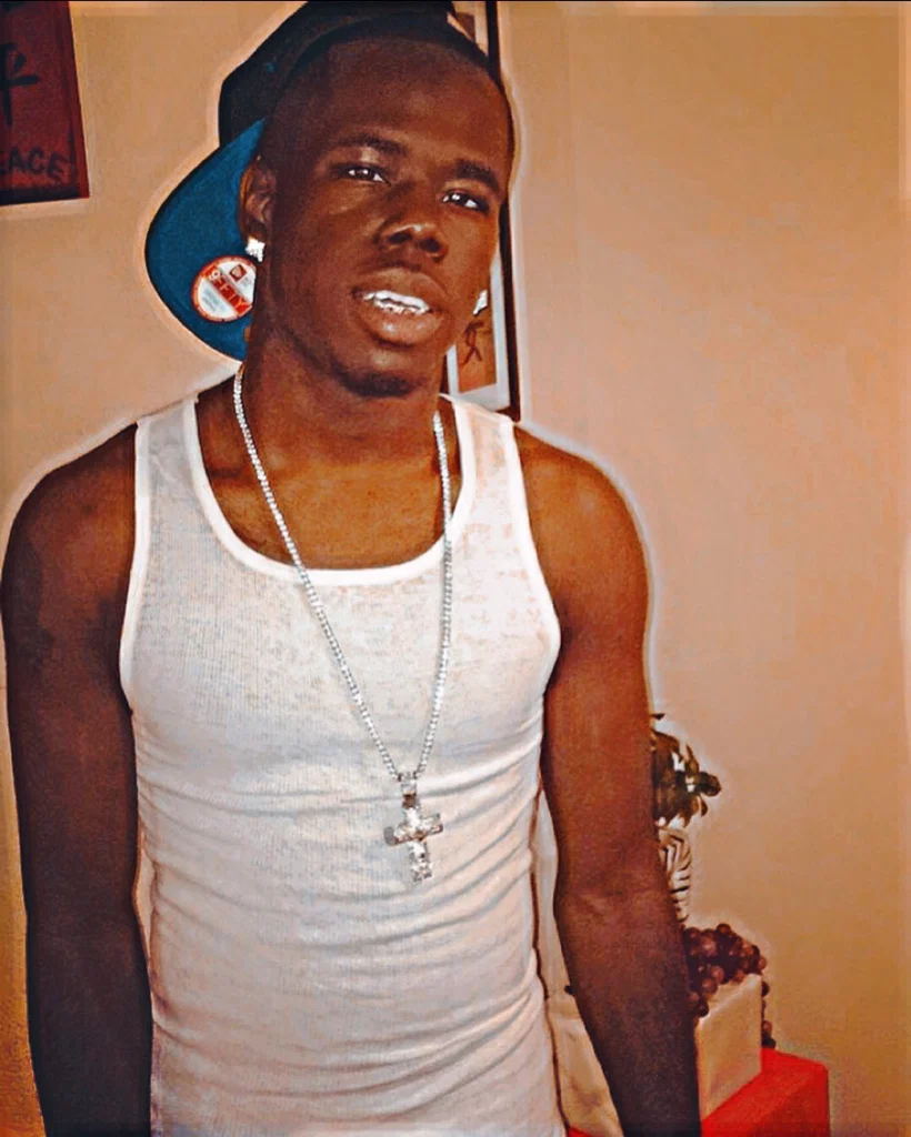 ThaProblem😈's avatar