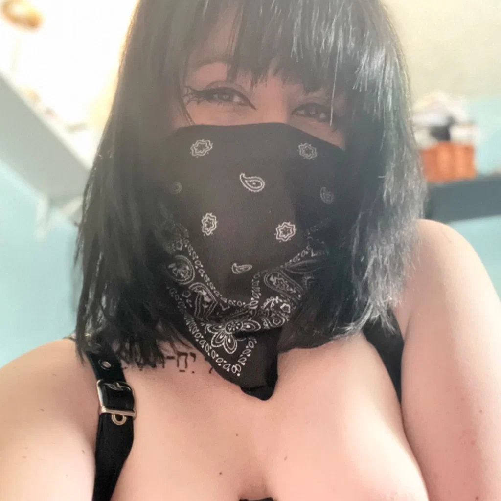 🖤 🥀 𝓚𝓲𝓻𝓪 🥀 🖤's avatar