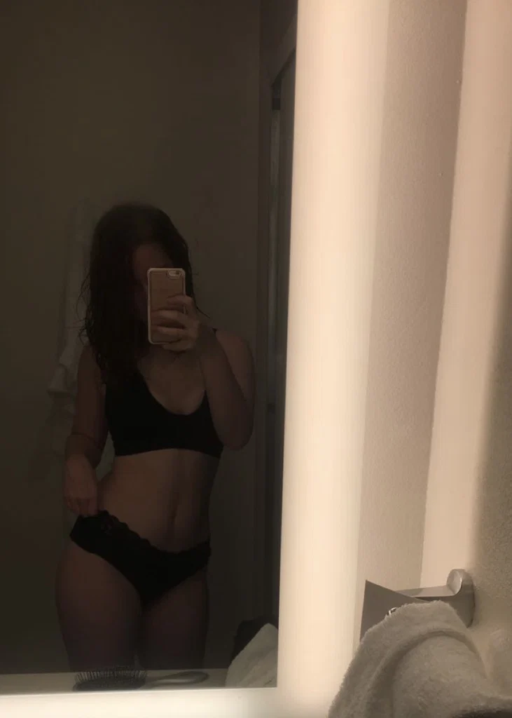 Jade Elizabeth's avatar
